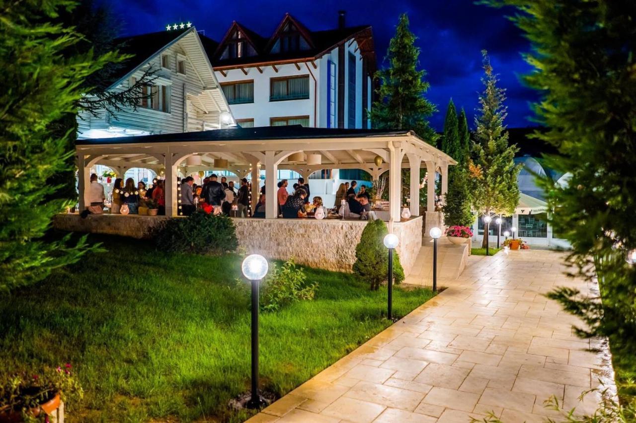 Hotel Sunny Hill Cluj-Napoca Extérieur photo